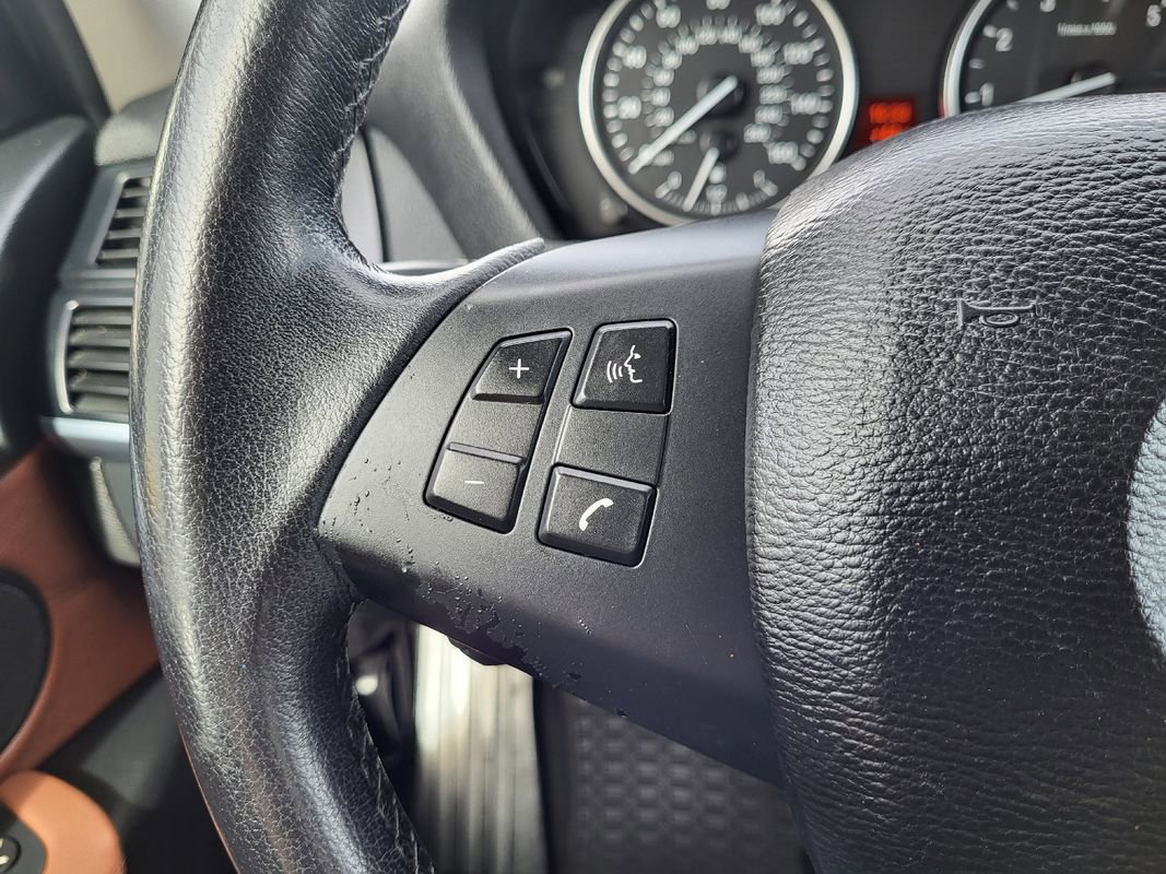 Used 2011 BMW X5 xDrive35i AWD/4WD image 28