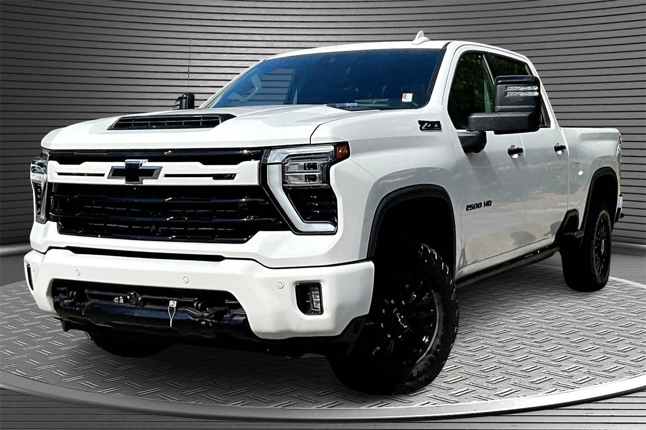 Used 2024 Chevrolet Silverado 2500 LTZ w/ LTZ Plus Package