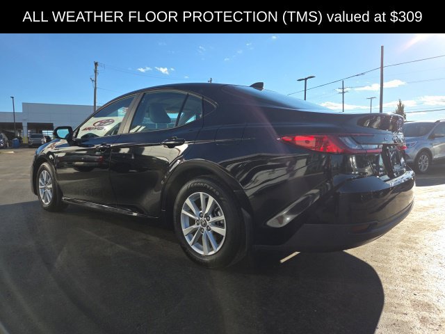 Used 2025 Toyota Camry LE w/ Convenience Package AWD/4WD image 6