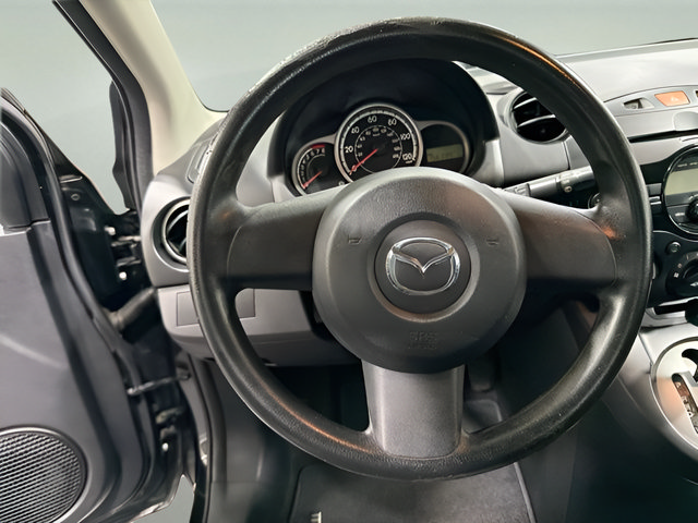 Used 2013 MAZDA MAZDA2 Sport FWD image 15