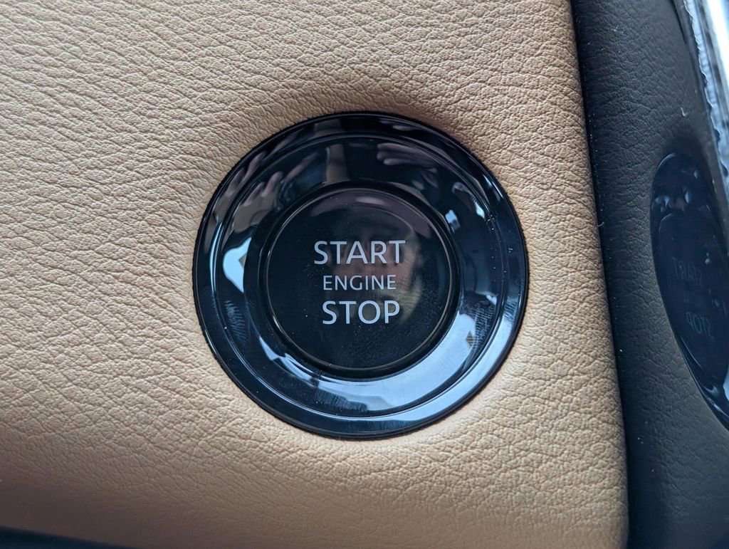 Used 2025 Nissan Armada SL w/ Captain's Chari Seat Package image 33