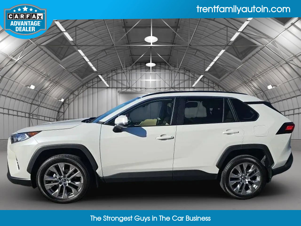 Used 2021 Toyota RAV4 XLE Premium image 3