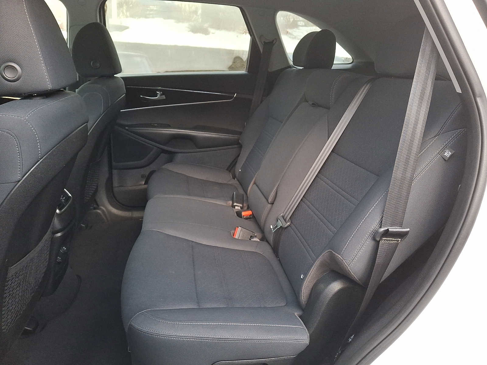 Used 2019 Kia Sorento LX image 8