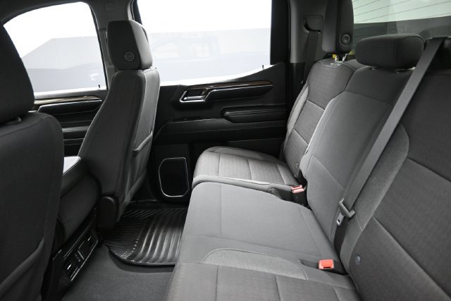Used 2024 Chevrolet Silverado 1500 LT AWD/4WD image 23