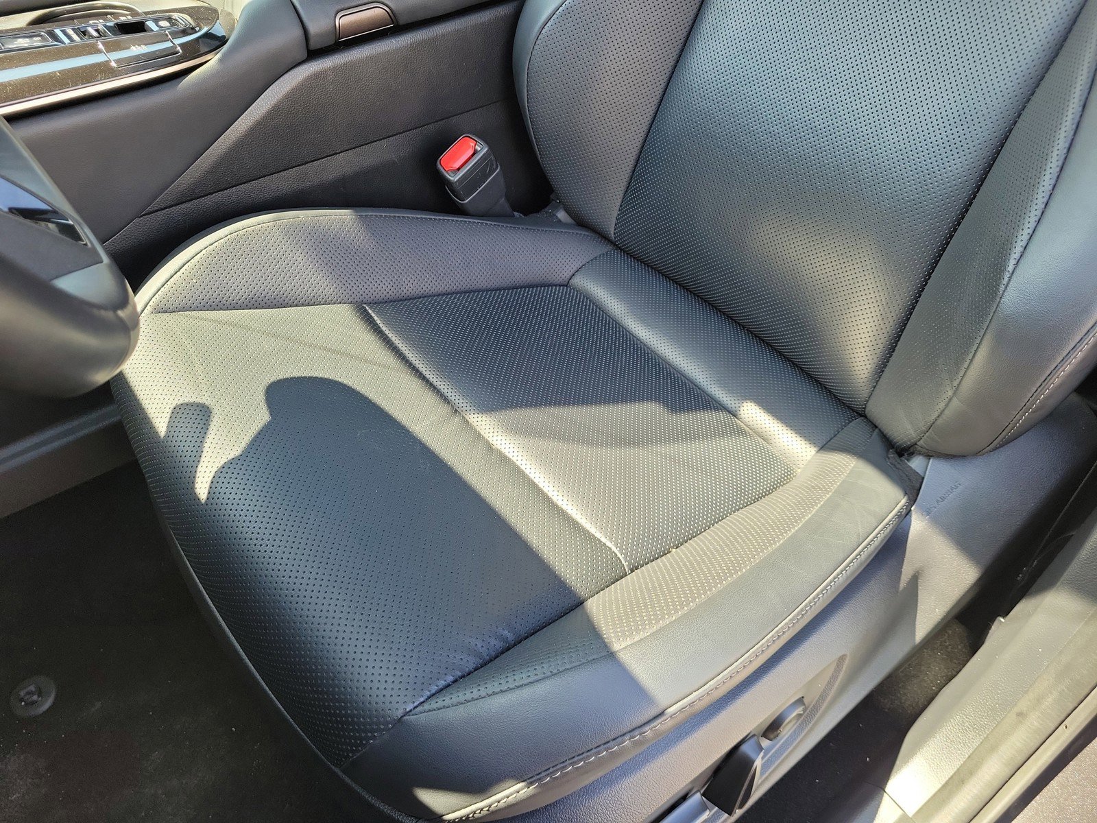Used 2024 Toyota Crown AWD/4WD image 10