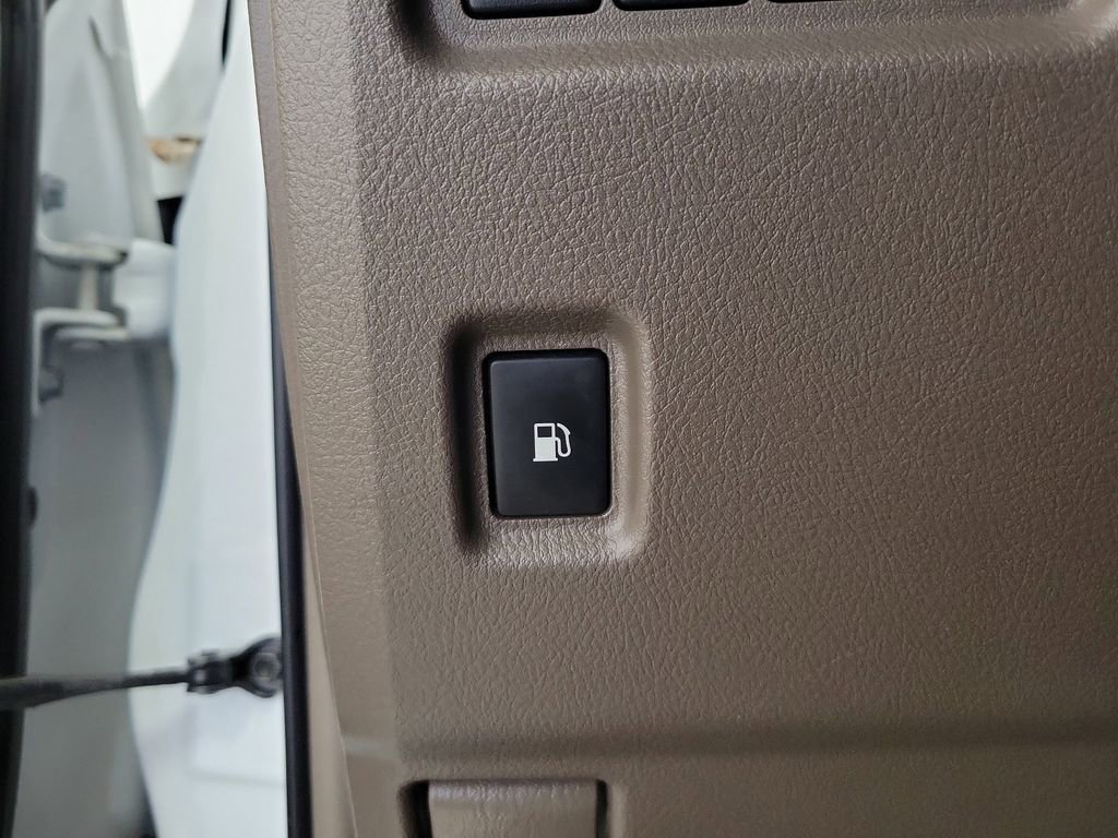 Used 2016 Lexus GX 460 AWD/4WD image 33