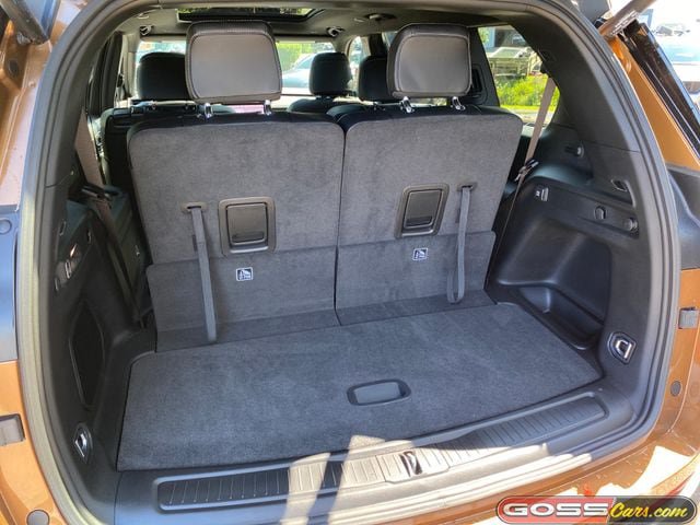 New 2026 Jeep Grand Cherokee L Limited w/ Limited Altitude Package AWD/4WD image 10