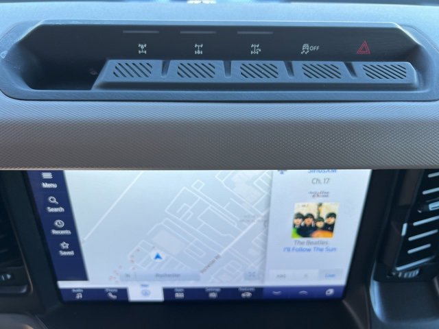 Used 2023 Ford Bronco Wildtrak image 28