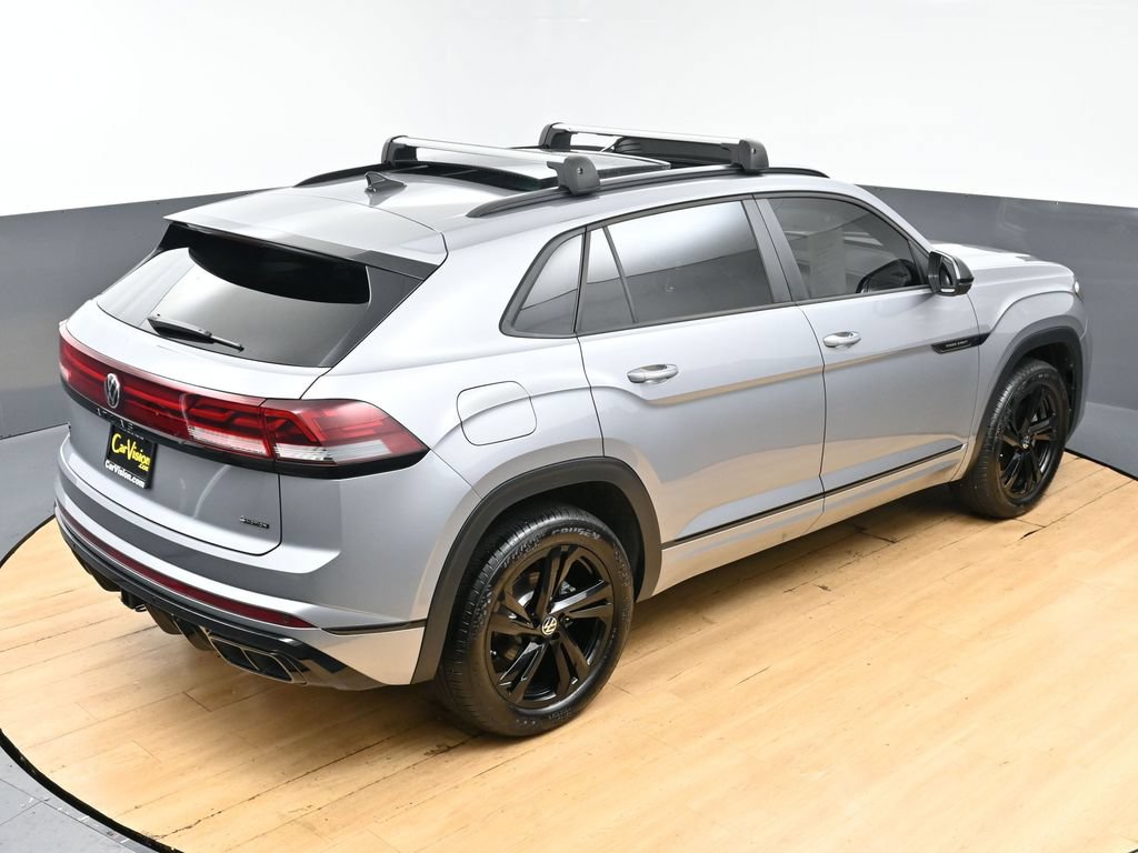 Used 2025 Volkswagen Atlas Cross Sport SEL R-Line AWD/4WD image 44