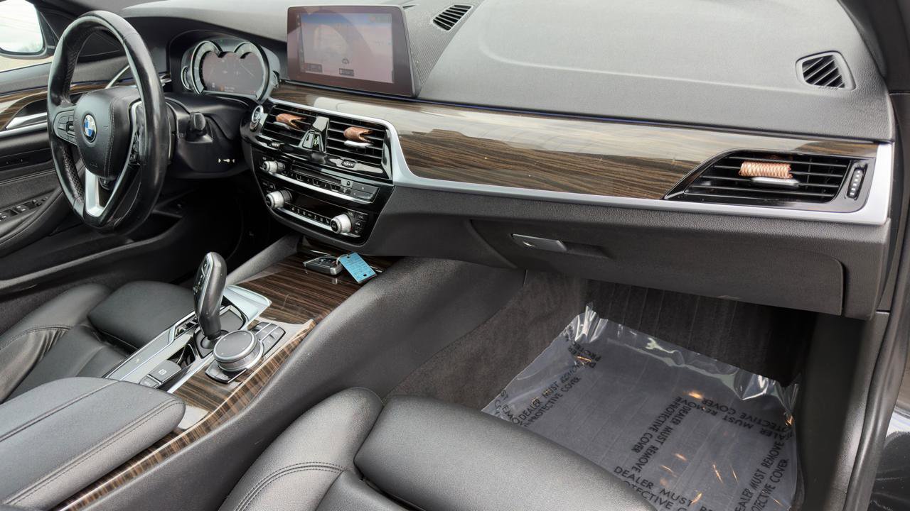 Used 2019 BMW 530i xDrive w/ Convenience Package image 51