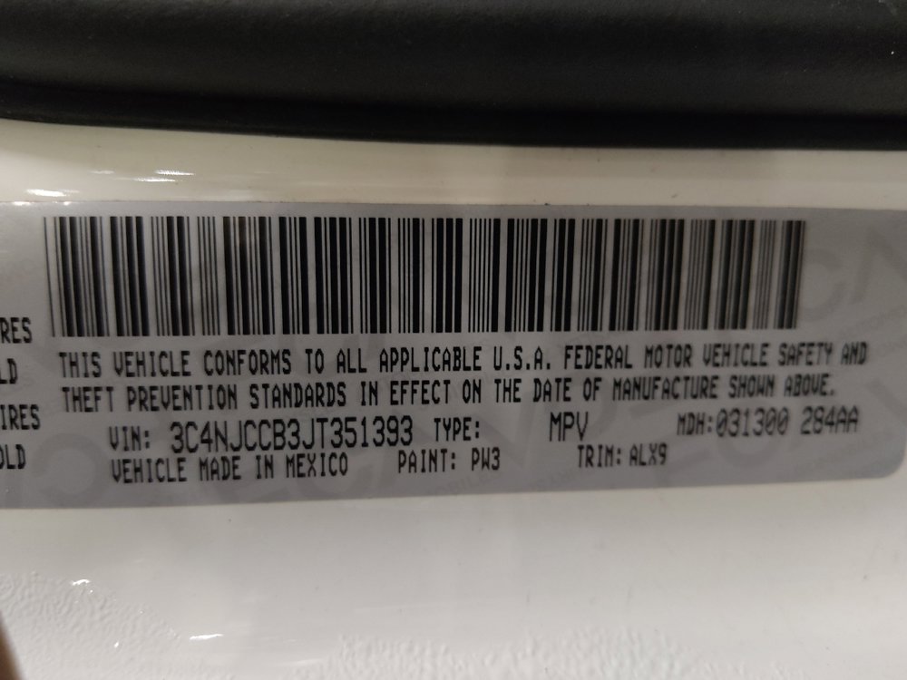 Used 2018 Jeep Compass Limited w/ Navigation Group image 33