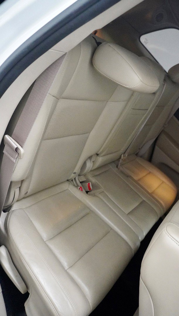 Used 2016 Jeep Grand Cherokee Limited w/ Luxury Group II AWD/4WD image 8