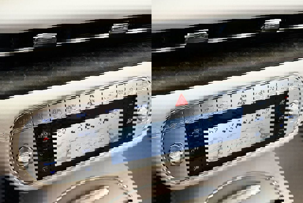 Used 2026 Genesis G90 3.5T image 43