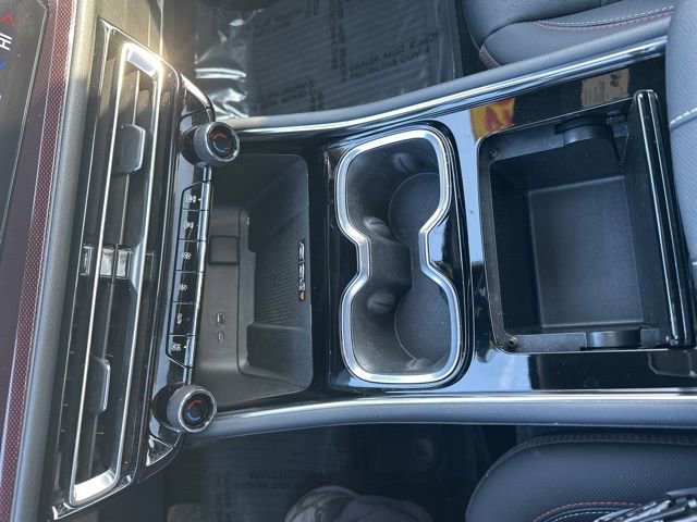 Used 2024 Chevrolet Traverse RS w/ LPO, Floor Liner Package image 28