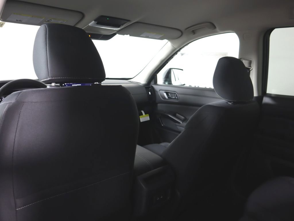 New 2026 Nissan Pathfinder SV image 28