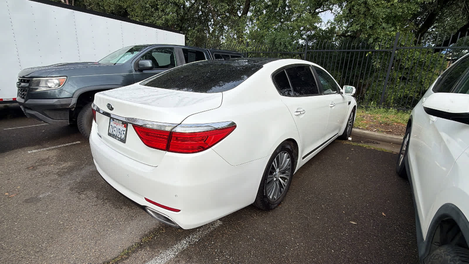 Used 2016 Kia K900 Luxury image 5