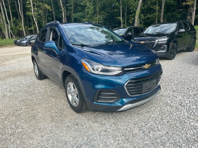 Used 2020 Chevrolet Trax LT w/ LT Convenience Package FWD image 18