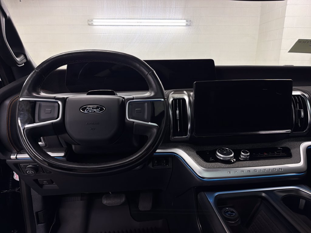 Certified 2025 Ford Expedition Tremor AWD/4WD image 9