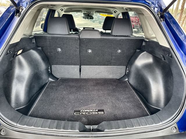 Used 2023 Toyota Corolla Cross LE image 31