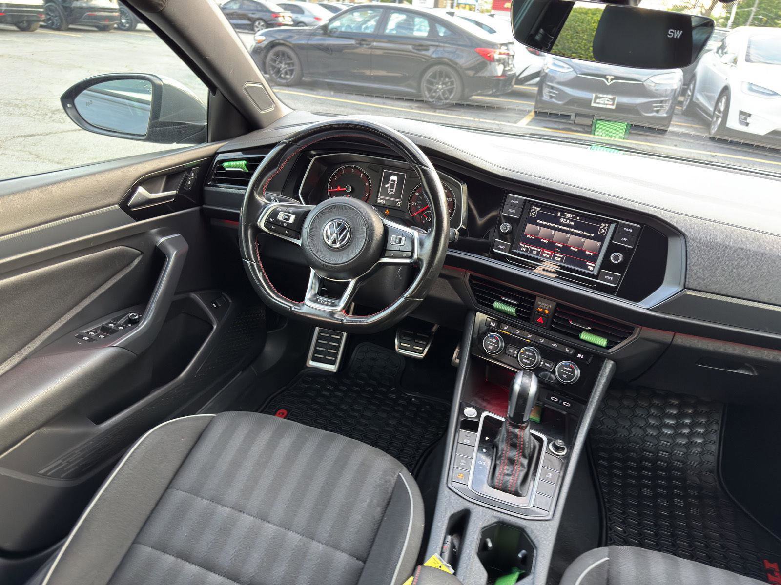 Used 2021 Volkswagen Jetta GLI FWD image 32