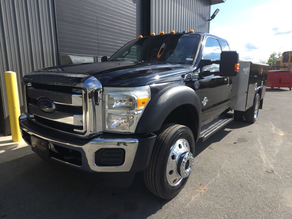 Used 2016 Ford F550 4x4 SuperCab Super Duty image 2