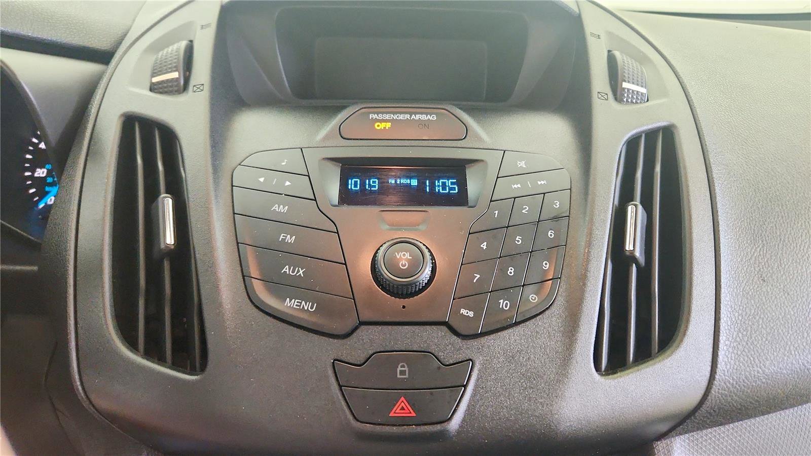 Used 2015 Ford Transit Connect XL FWD image 28