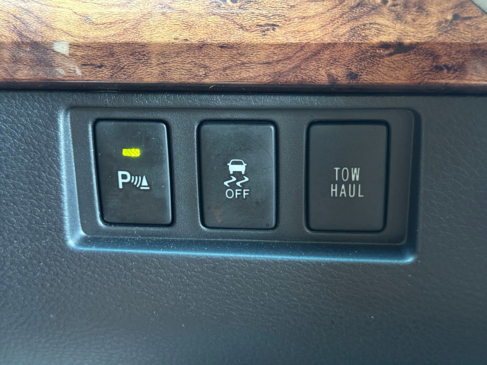 Used 2015 Toyota Tundra 1794 Edition image 22