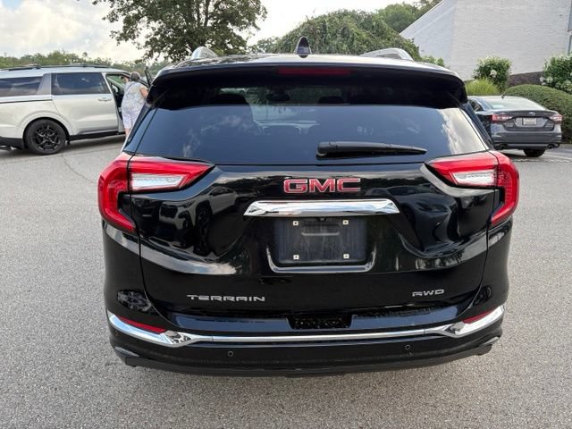 Used 2023 GMC Terrain Denali w/ Denali Premium Package AWD/4WD image 6