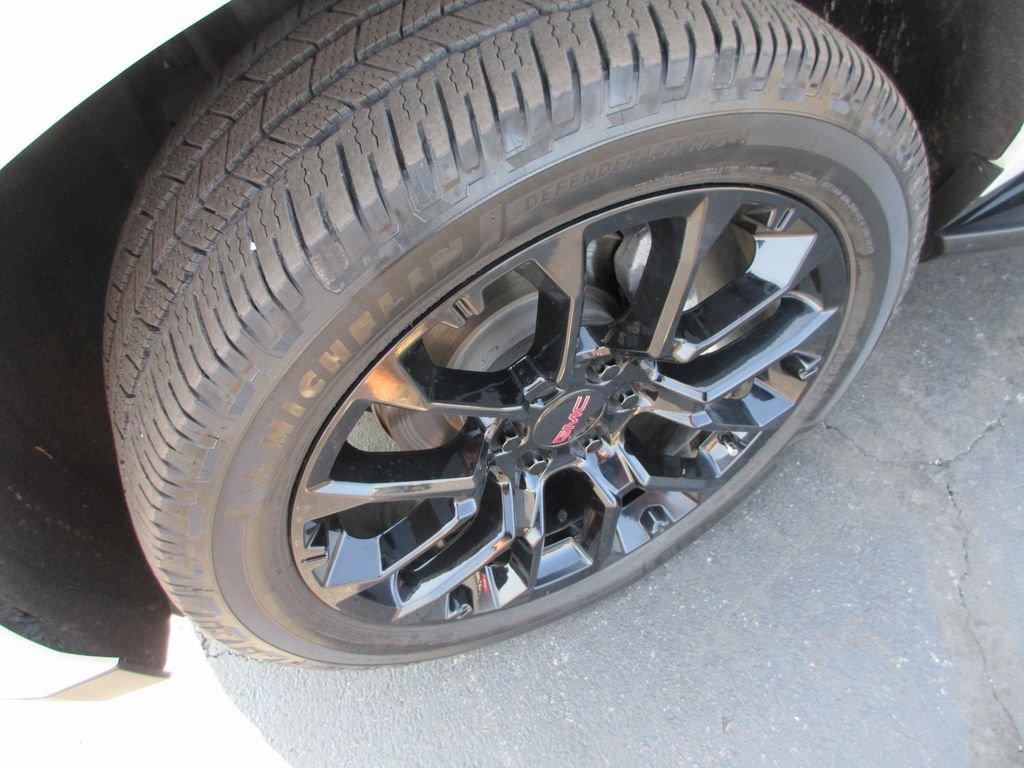Certified 2023 GMC Yukon XL SLT AWD/4WD image 14