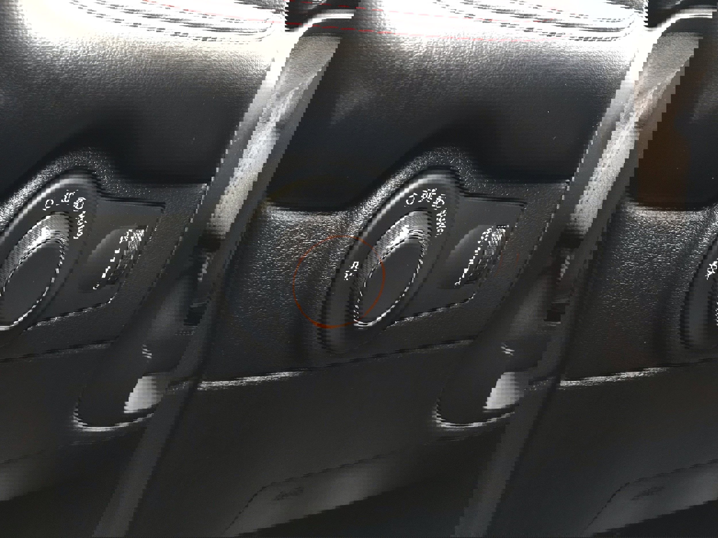 Used 2024 Dodge Durango GT image 34