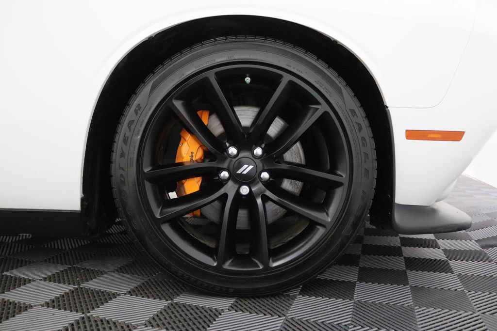 Used 2023 Dodge Challenger GT w/ Plus Package RWD image 5