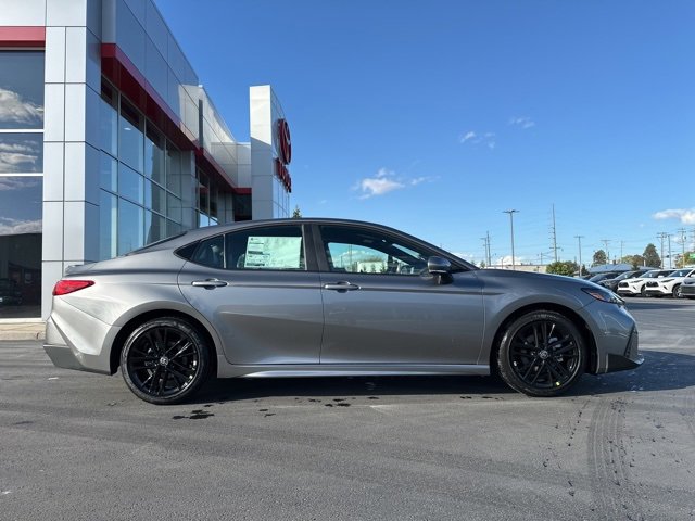 New 2026 Toyota Camry SE image 8