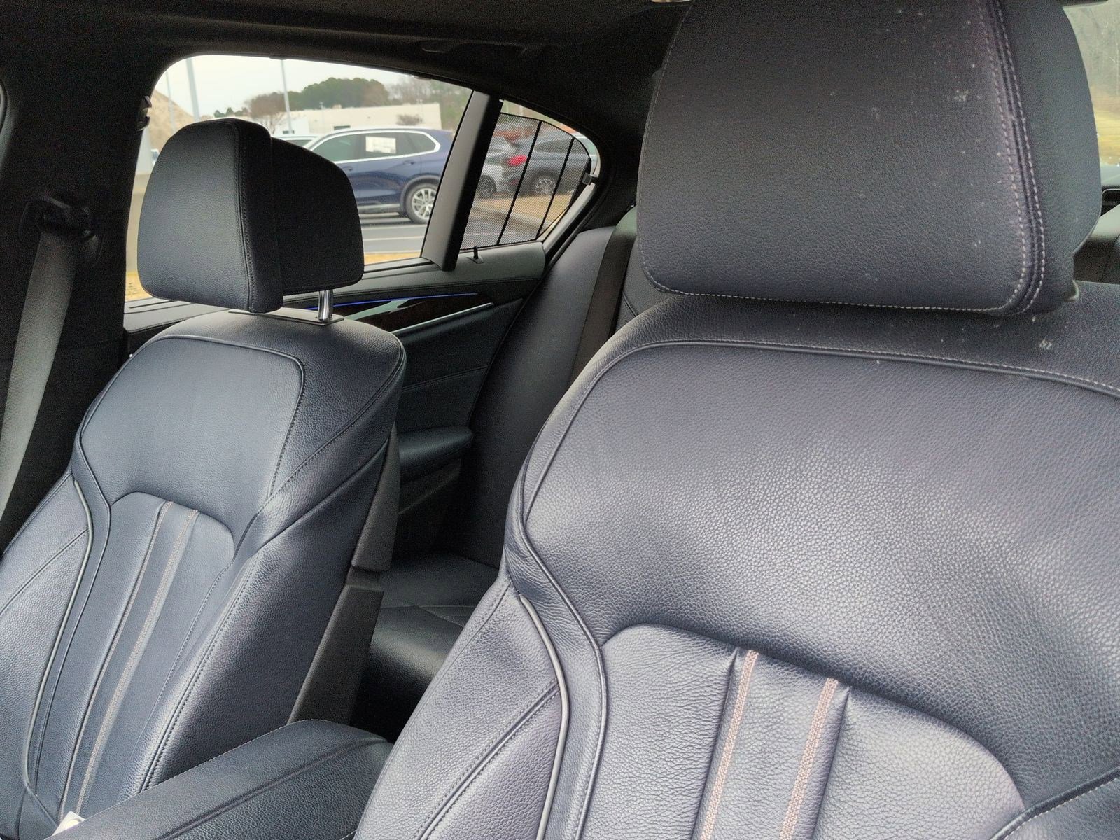 Used 2018 BMW M550i xDrive w/ Driving Assistance Package image 16