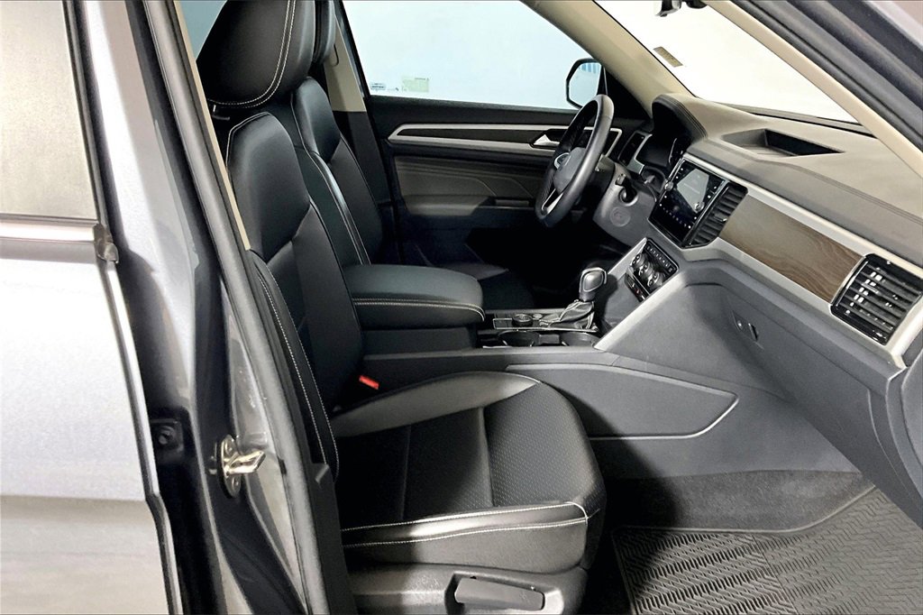 Used 2022 Volkswagen Atlas SE image 7