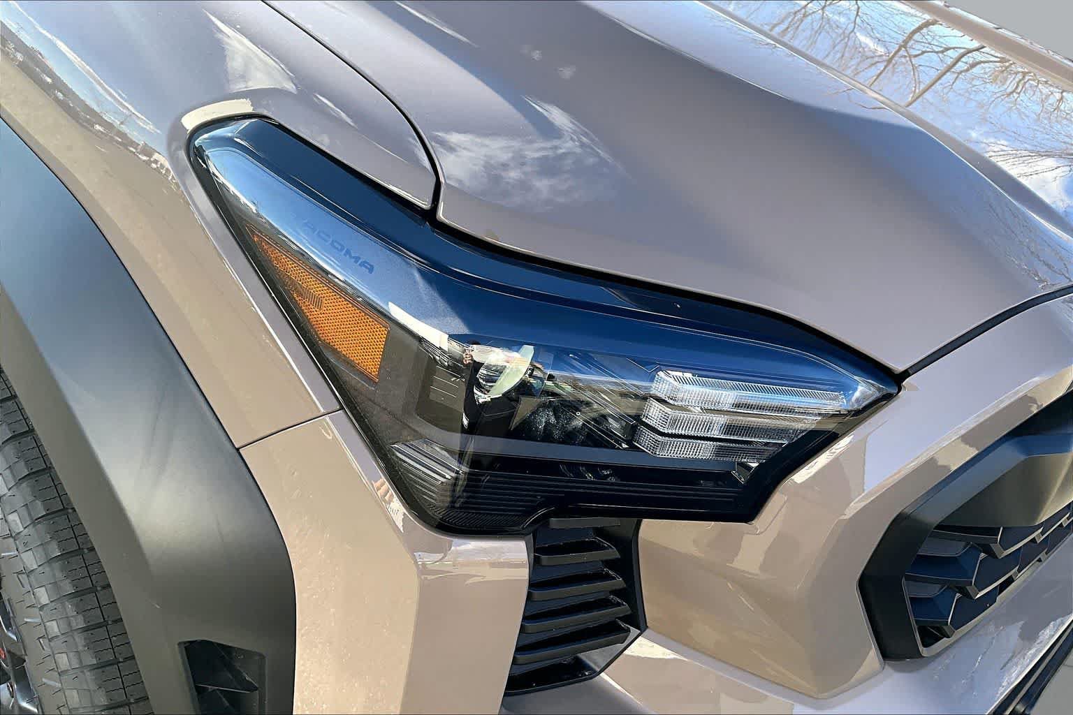 New 2026 Toyota Tacoma TRD Off-Road AWD/4WD image 13