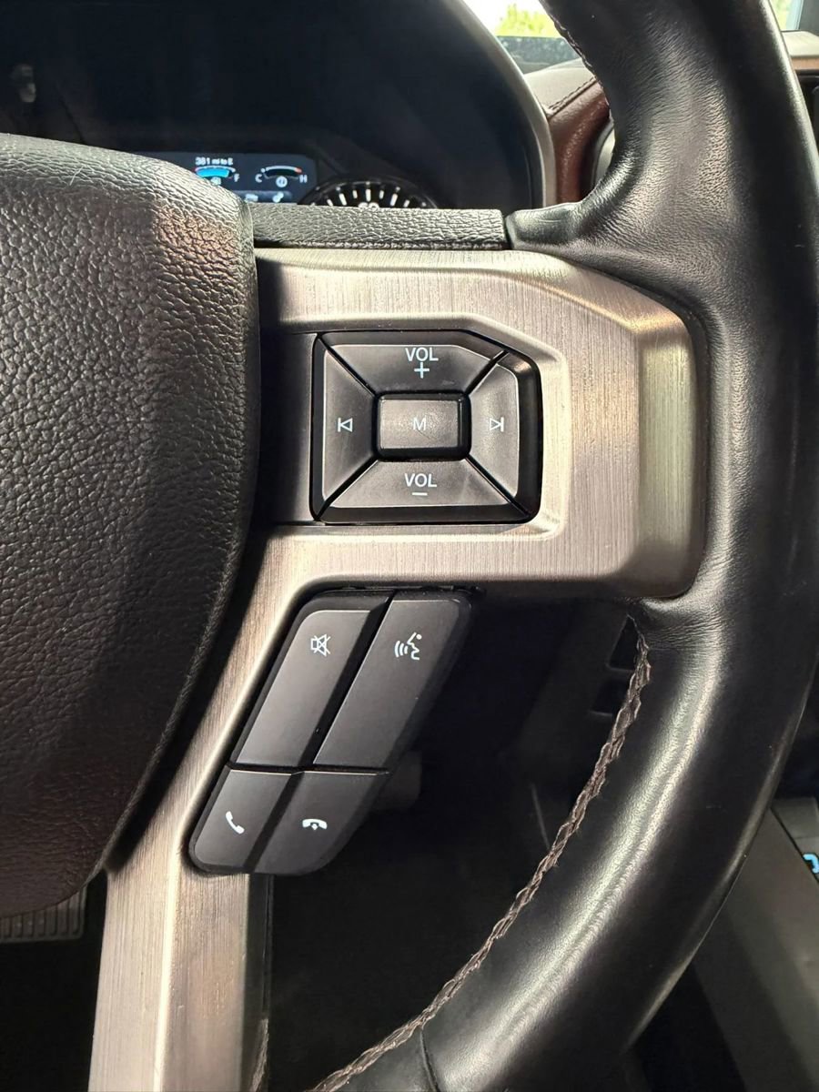 Used 2018 Ford F150 Platinum w/ Equipment Group 701A Luxury AWD/4WD image 39
