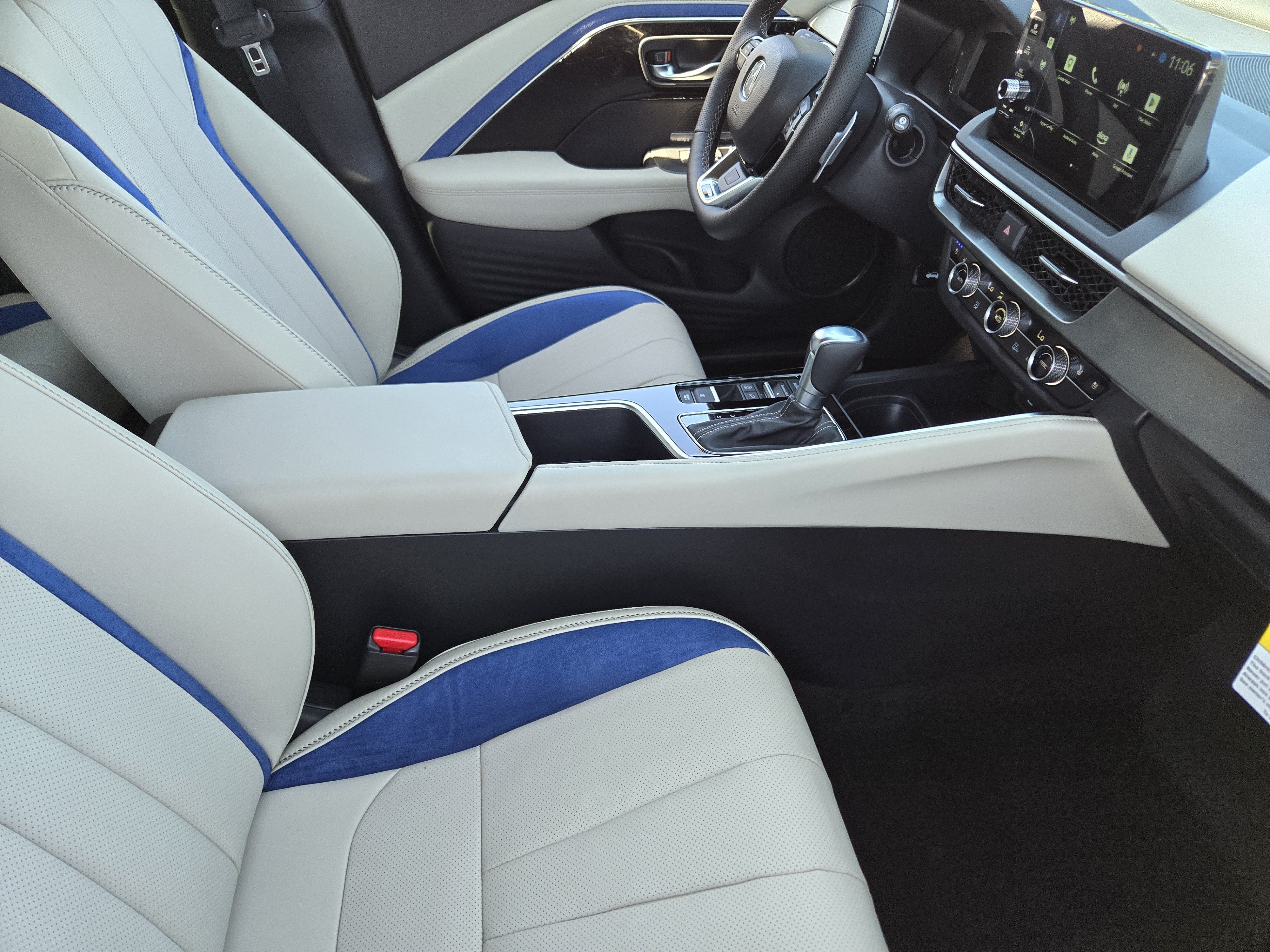 New 2026 Acura ADX A-Spec w/ Advance Package AWD/4WD image 10