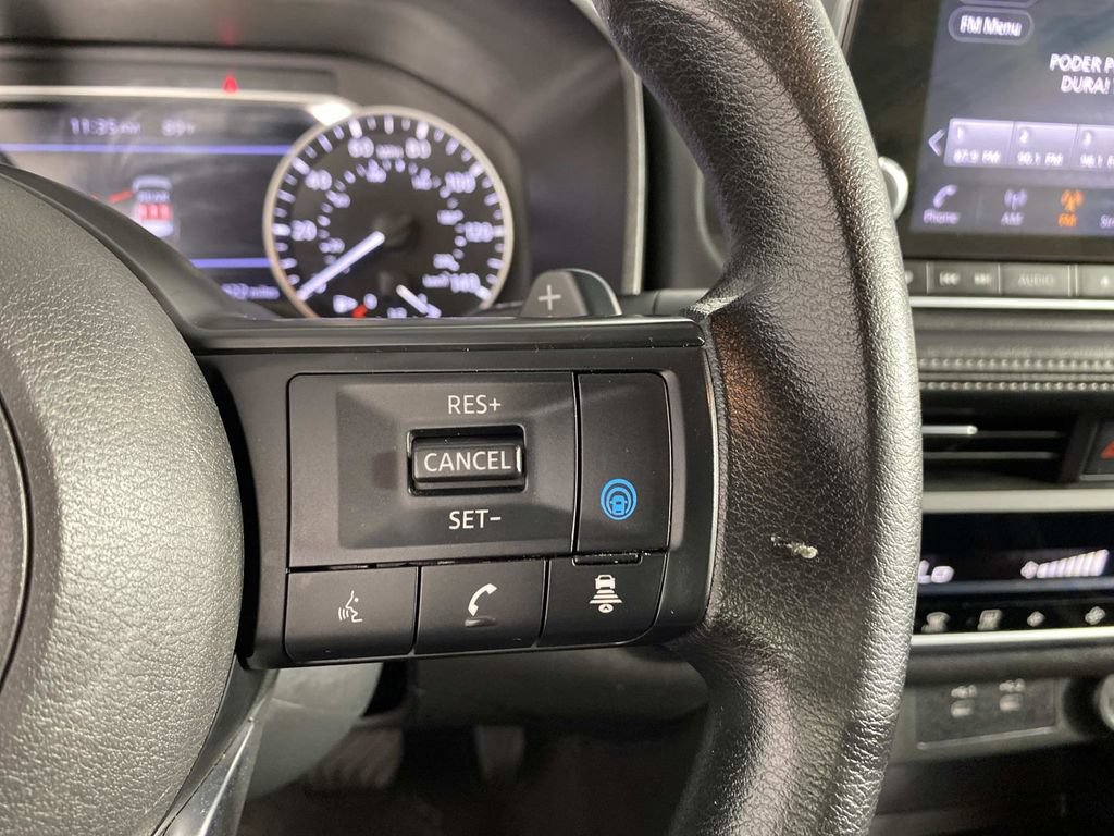 Used 2024 Nissan Rogue SV AWD/4WD image 17