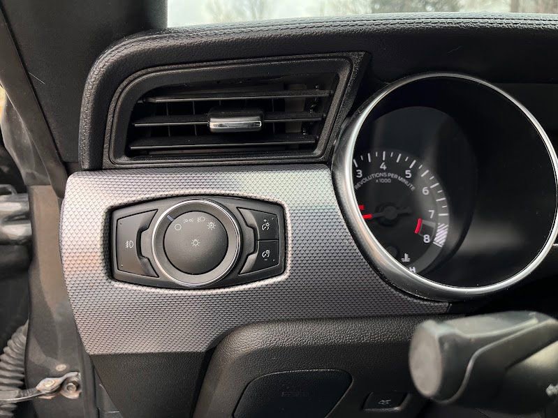 Used 2020 Ford Mustang GT image 11