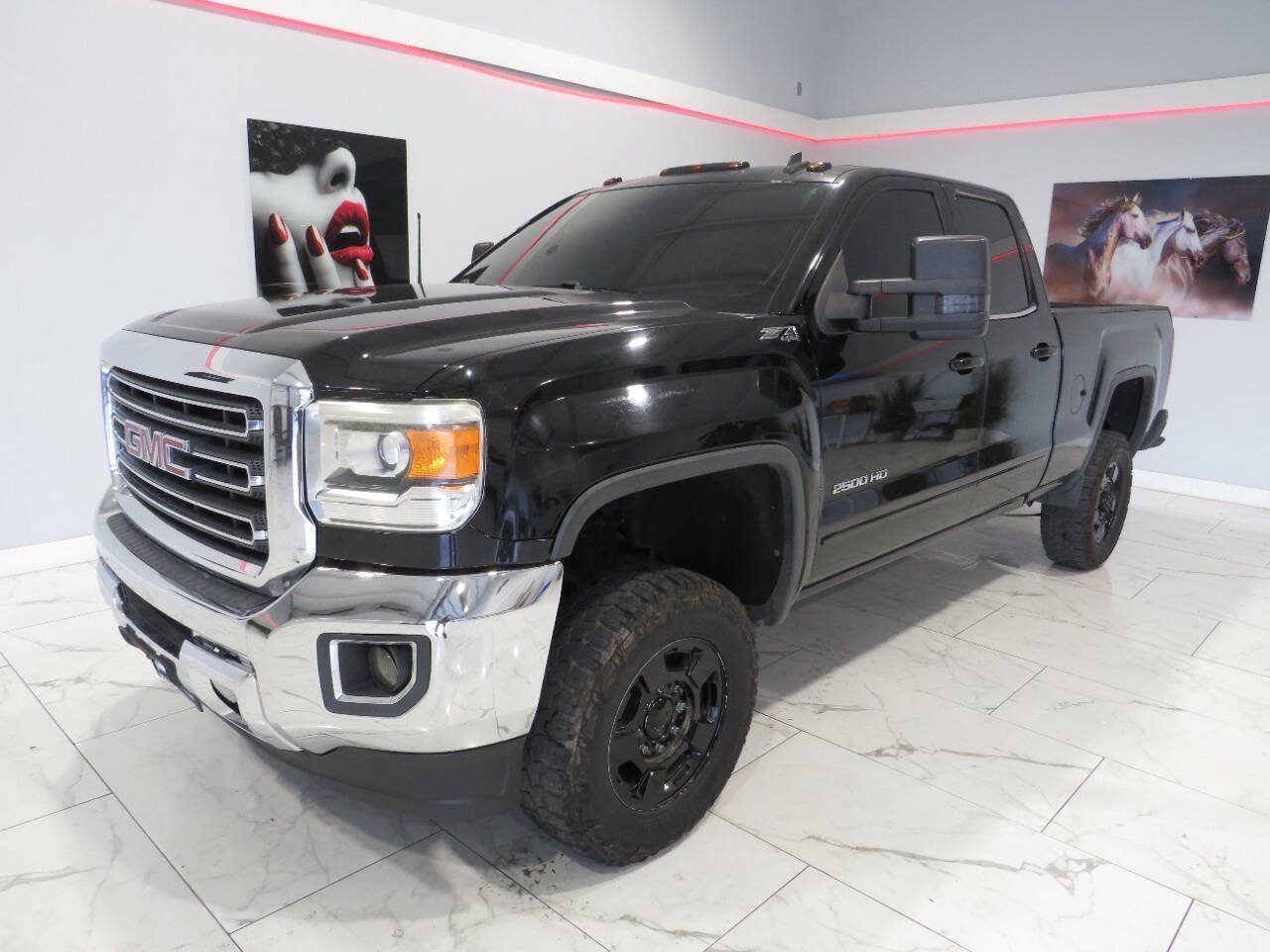 Used 2015 GMC Sierra 2500 SLE w/ SLE Preferred Package AWD/4WD image 8