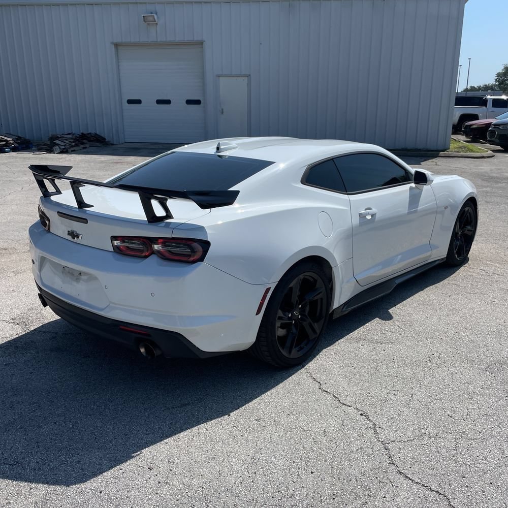Used 2021 Chevrolet Camaro SS RWD image 3