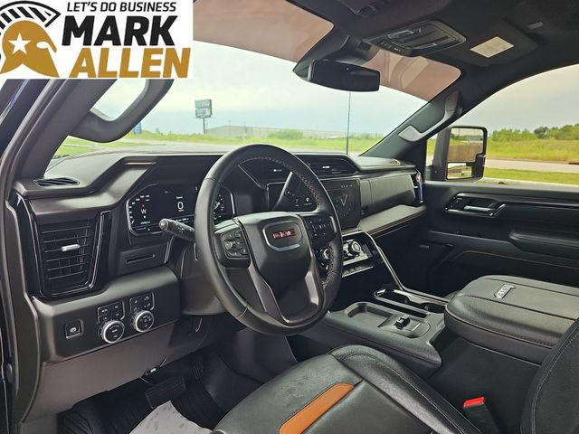 Used 2025 GMC Sierra 2500 AT4 AWD/4WD image 10