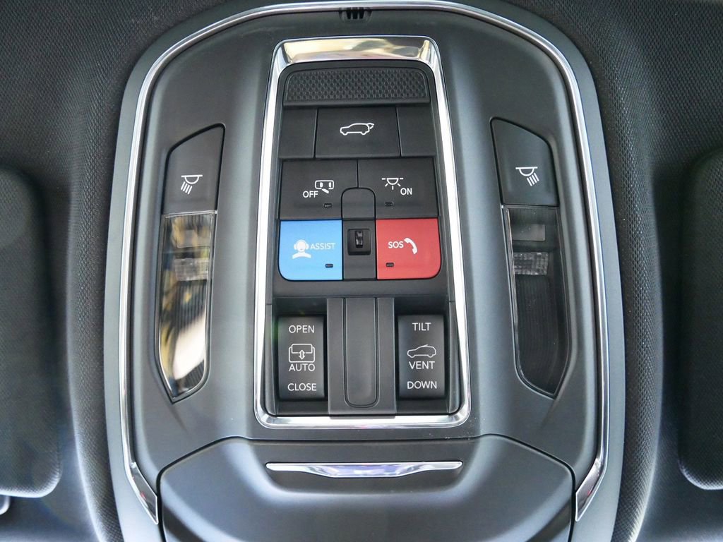 Certified 2024 Jeep Grand Cherokee Altitude image 51