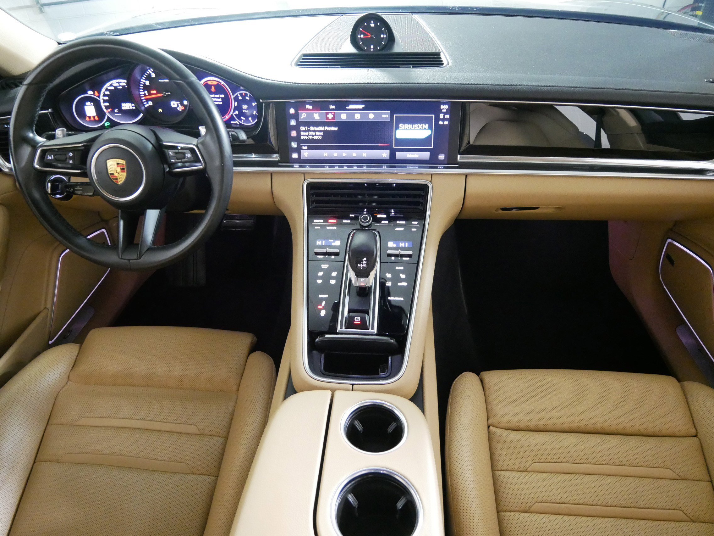 Used 2022 Porsche Panamera 4 image 10