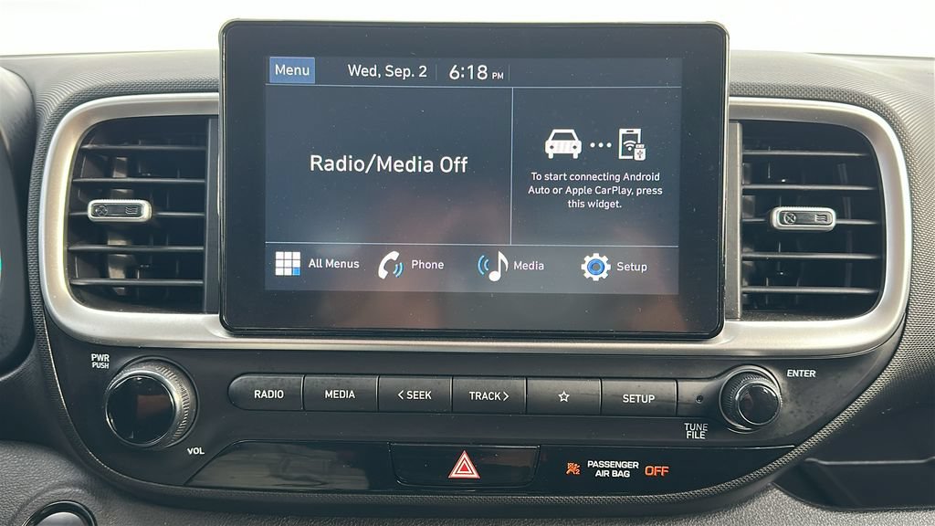 Used 2025 Hyundai Venue SEL FWD image 25