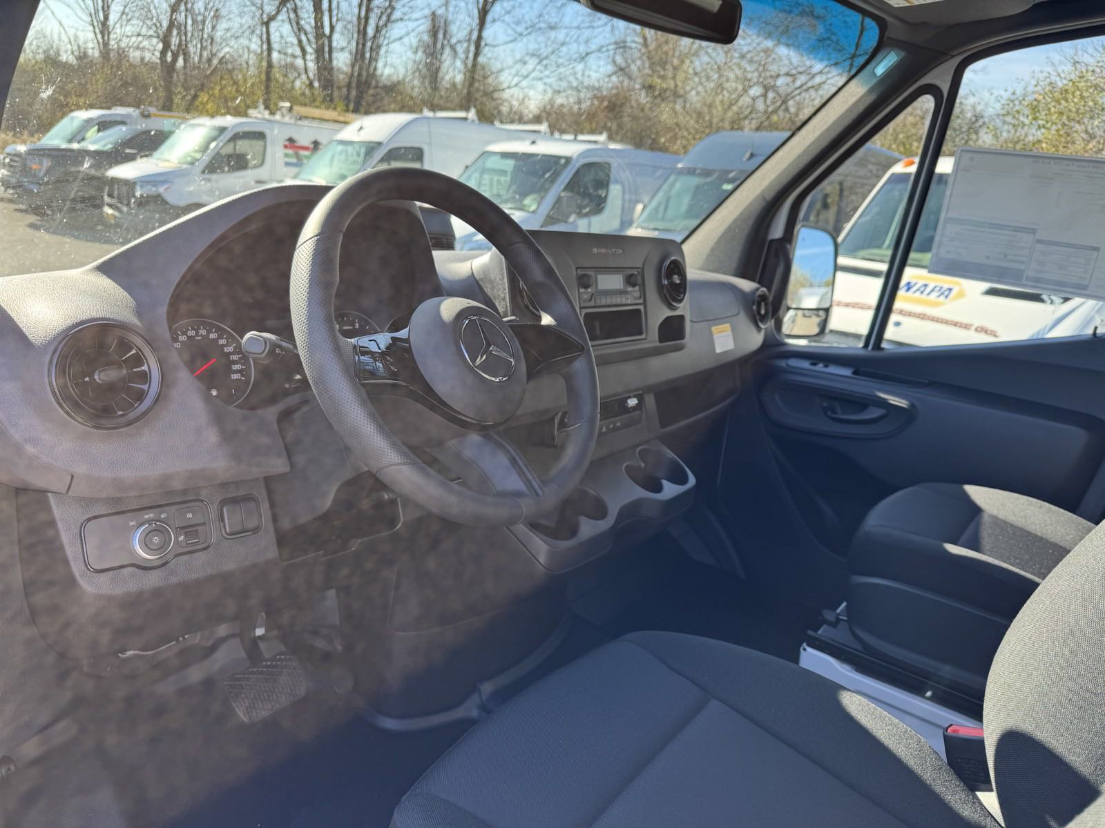 New 2025 Mercedes-Benz Sprinter 2500 image 9