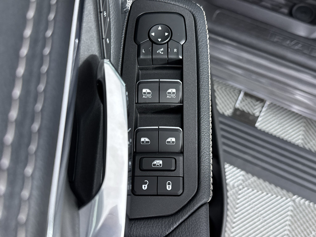 New 2027 RAM 1500 Laramie w/ Night Edition AWD/4WD image 25