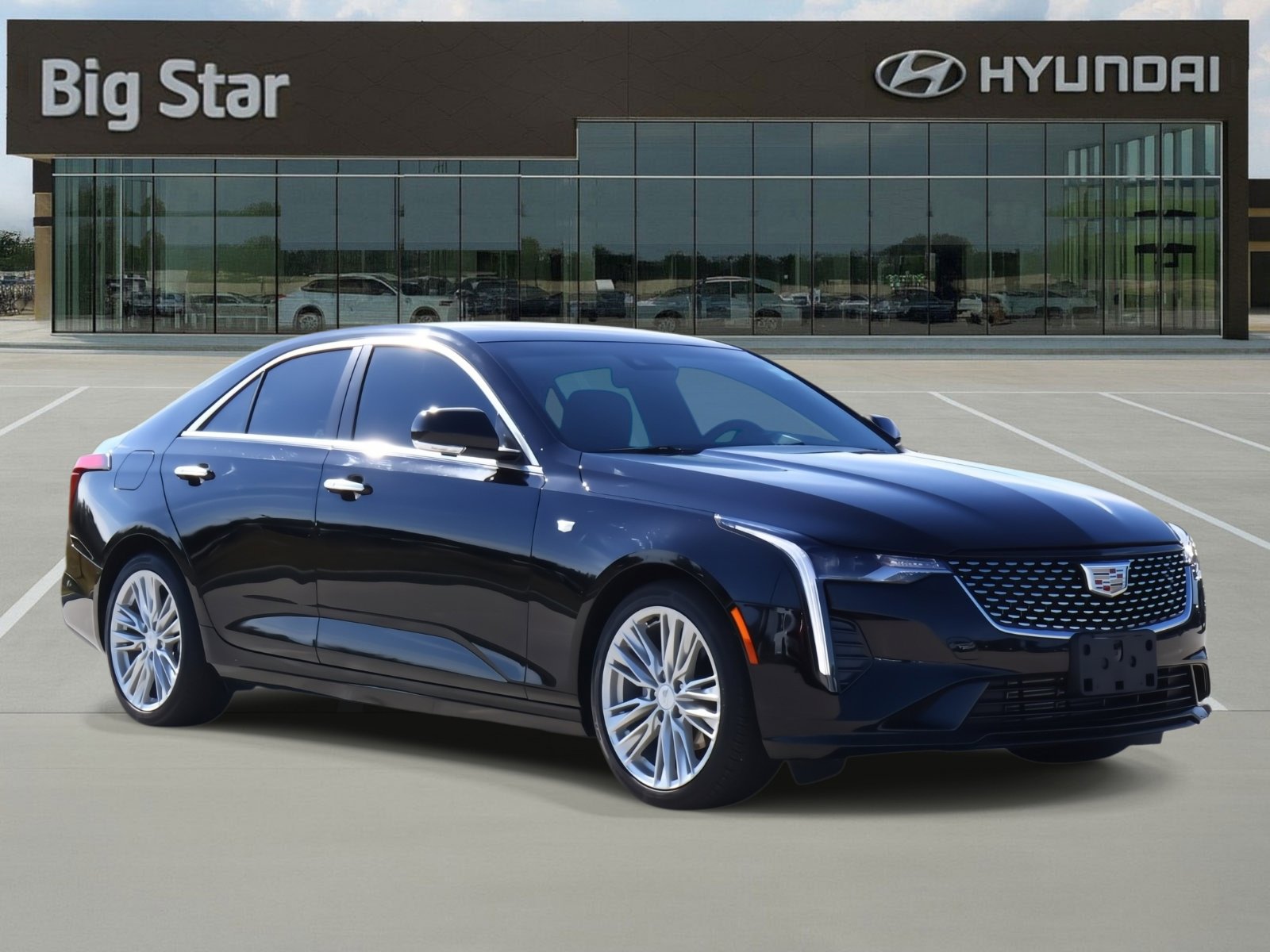 Used 2025 Cadillac CT4 Premium Luxury image 6