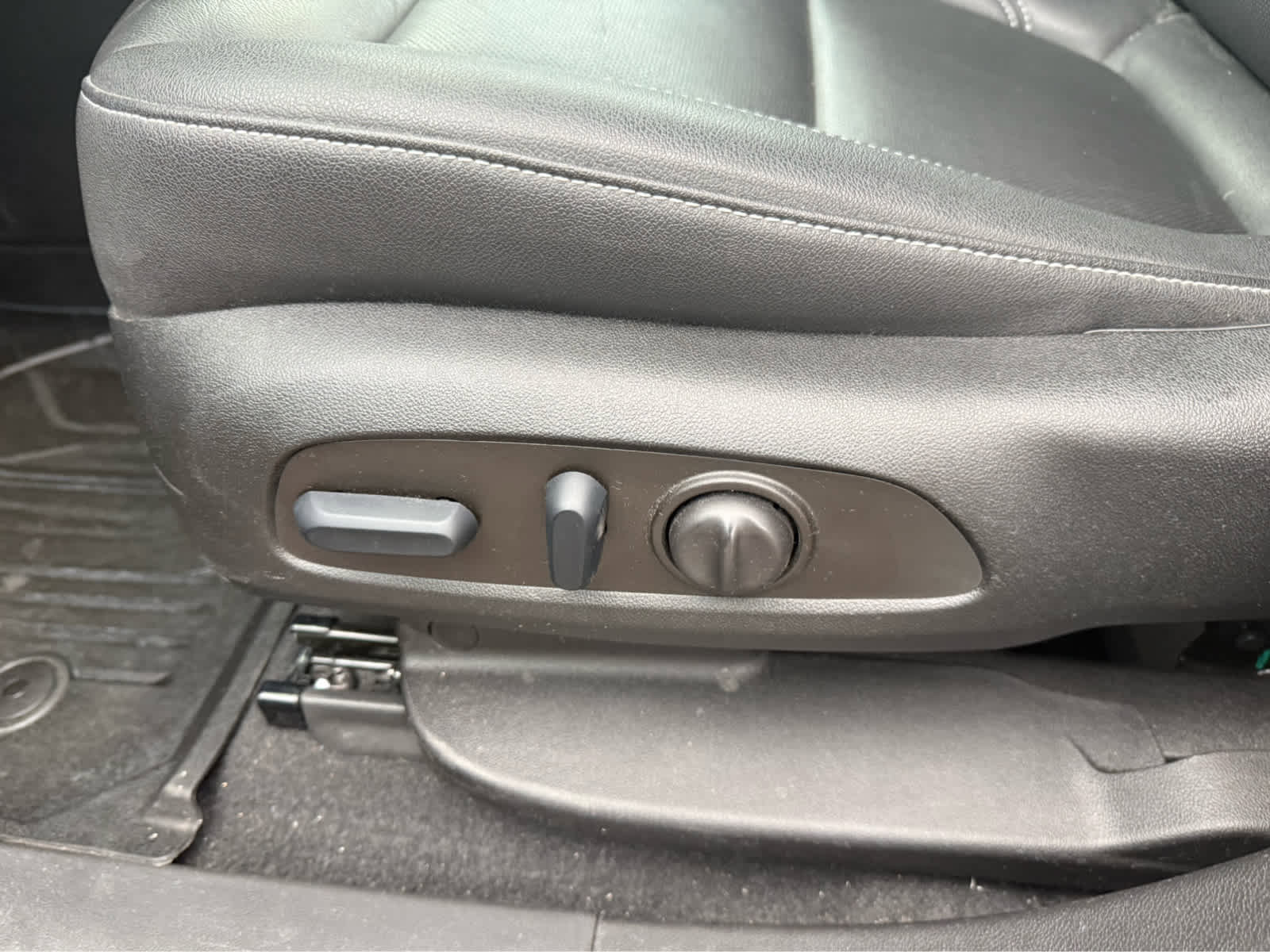 Certified 2023 Chevrolet Blazer LT w/ LPO, Floor Liner Package FWD image 23