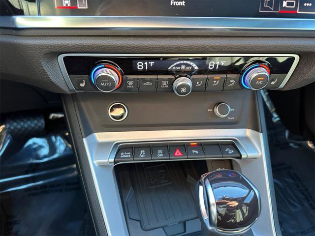 Certified 2025 Audi Q3 2.0T Premium Plus w/ Premium Plus Package image 20